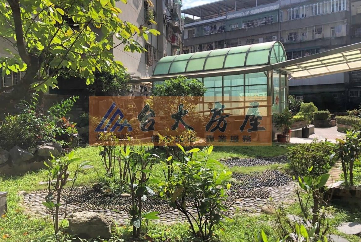 大三園中庭